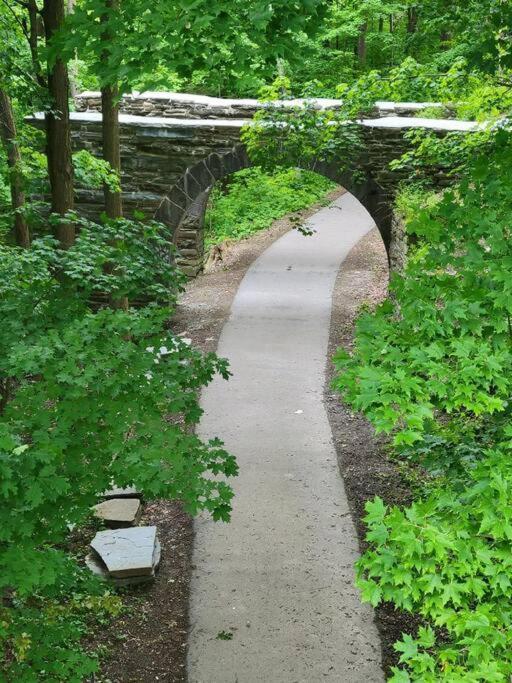 River Walk Retreat - Riverfront At Staircase Pool Pulaski Exterior foto